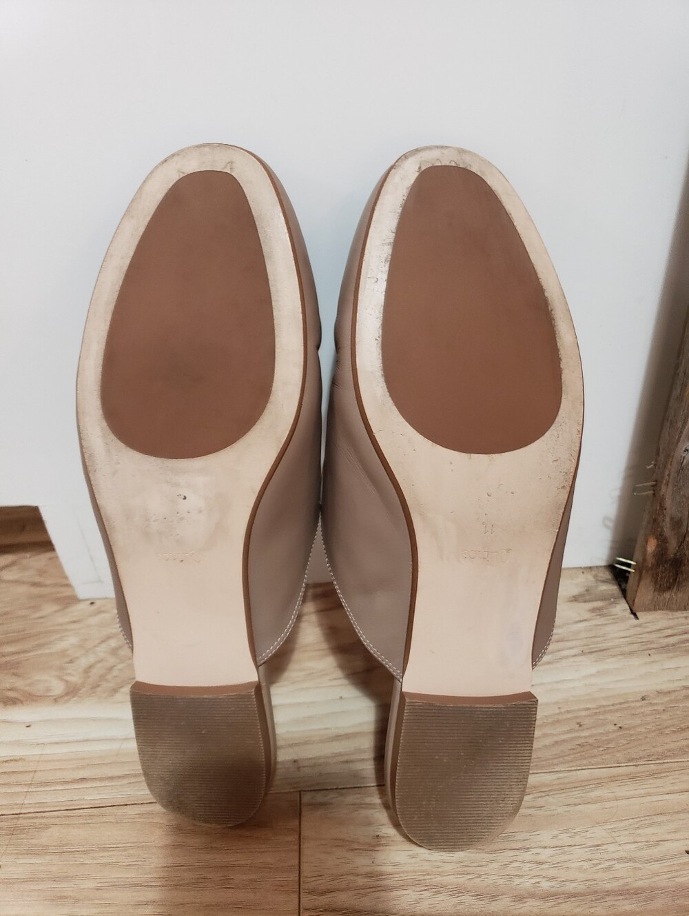 Quince Italian Leather Horsebit Buckle Slip On Mule Loafer Size Women 11 Taupe - Picture 2 of 4